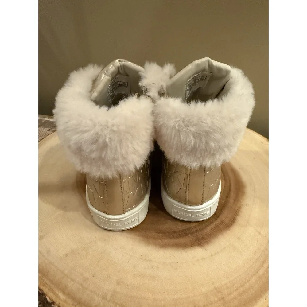 Michael Kors Poloma Fluff Sneaker Gold Boots Logo Monogram Fur Trim Girls‎ Sz-13